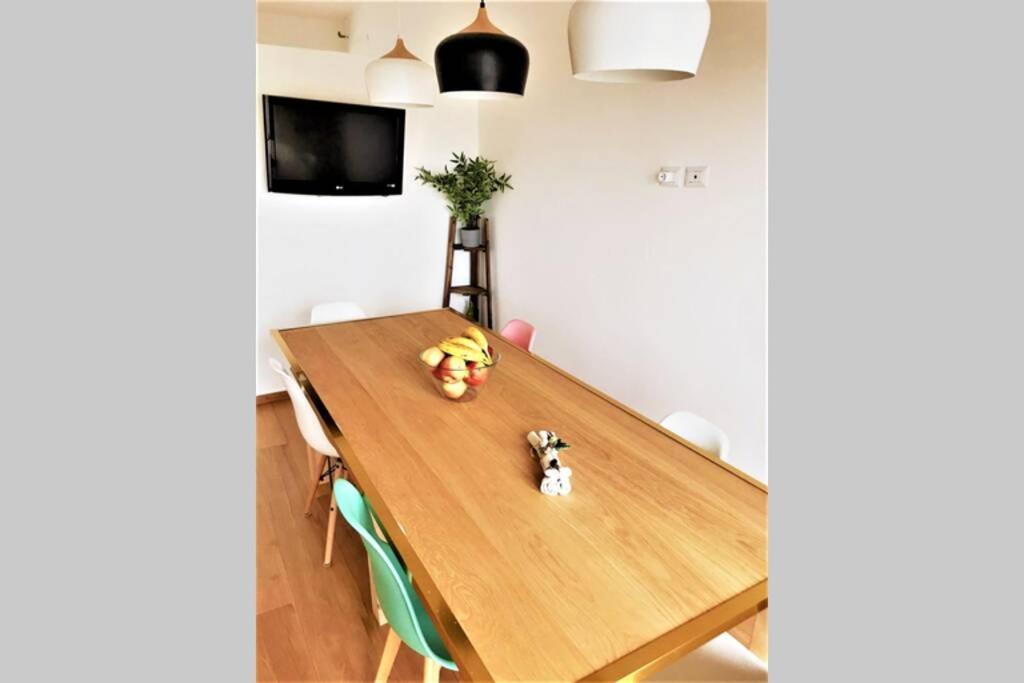 Luxus P4T Family 3 Bedroom With Pool, Tennis Court And Sauna Brindisi Eksteriør bilde