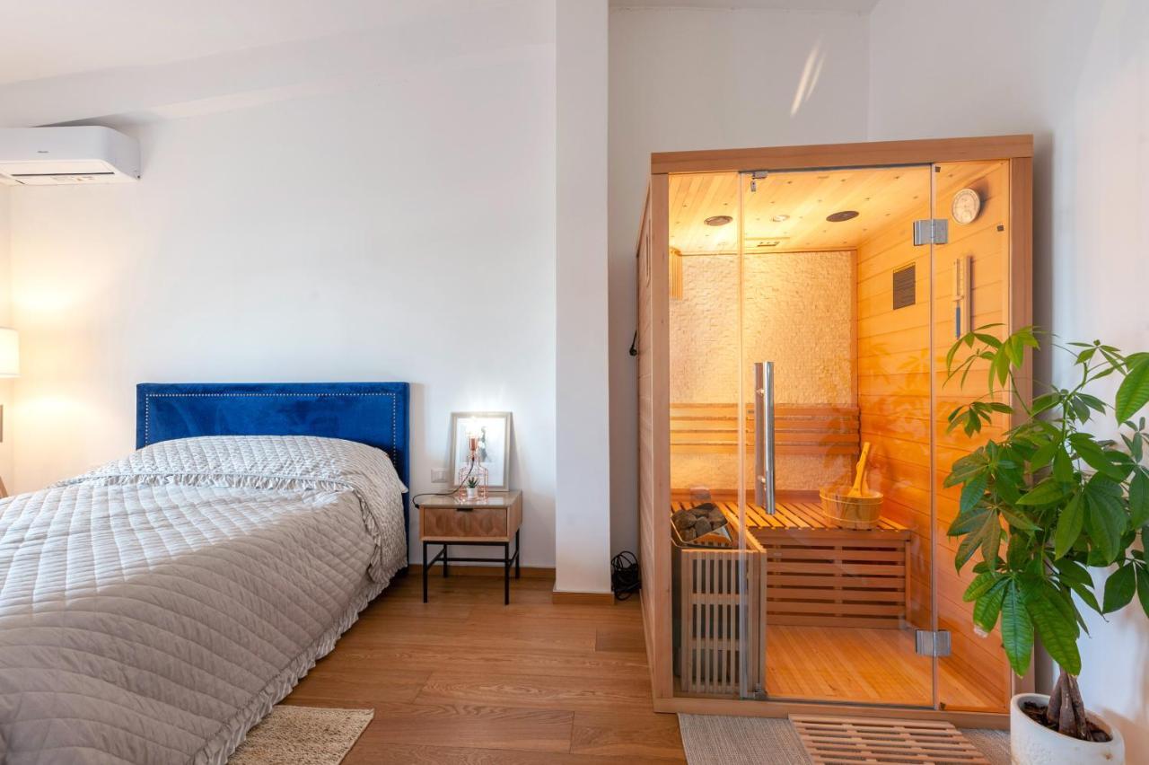 Luxus P4T Family 3 Bedroom With Pool, Tennis Court And Sauna Brindisi Eksteriør bilde