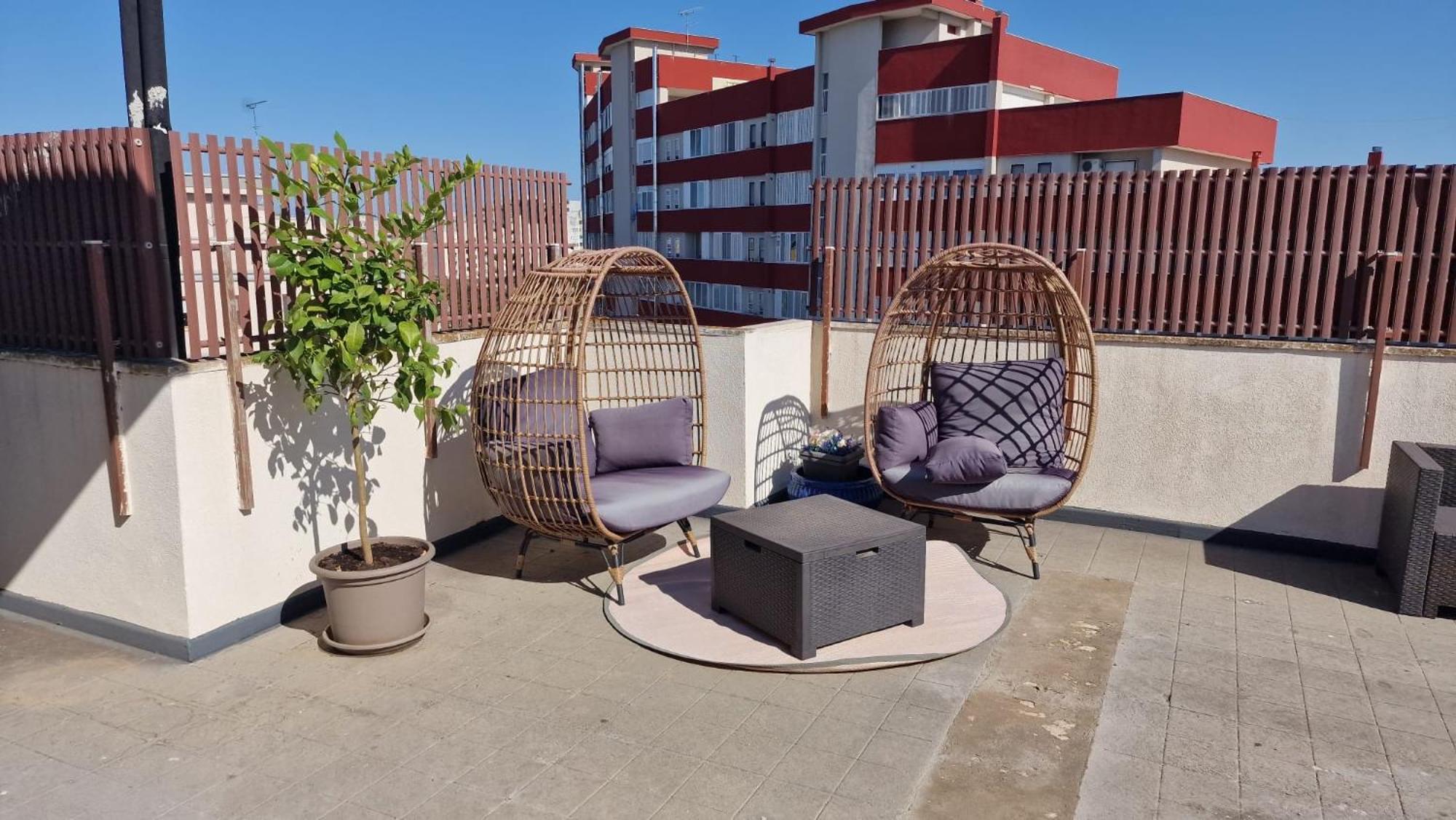 Luxus P4T Family 3 Bedroom With Pool, Tennis Court And Sauna Brindisi Eksteriør bilde